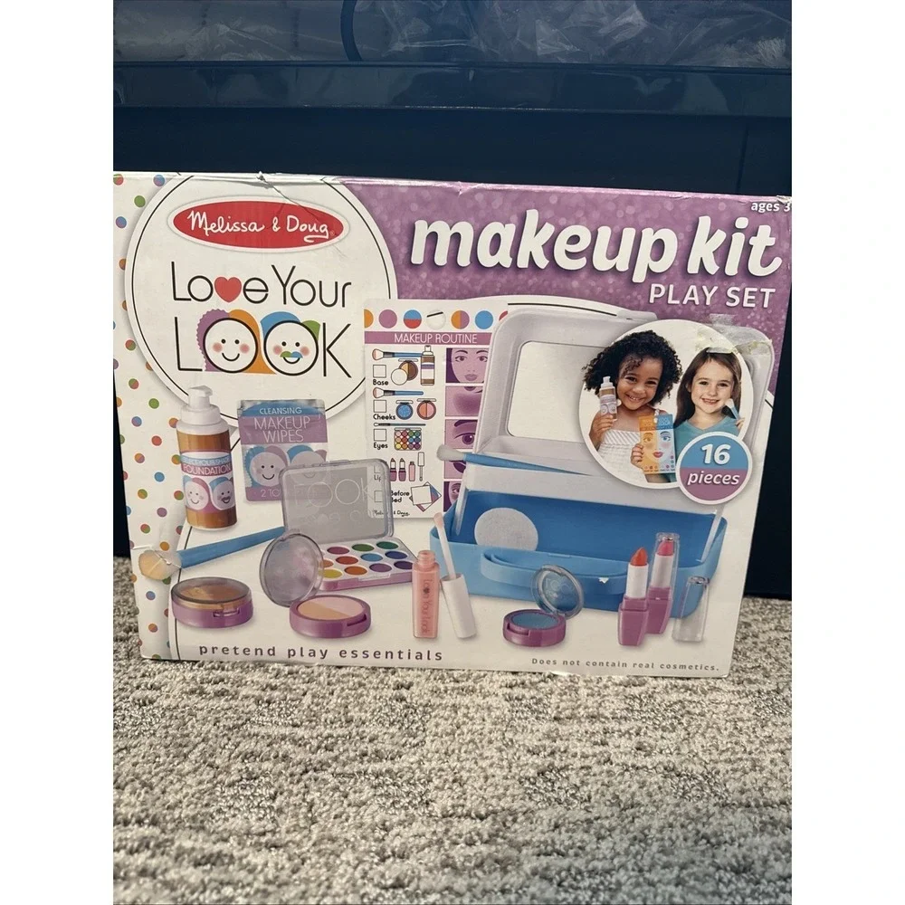 Melissa & Doug LOVE YOUR LOOK‎ - Makeup Kit Play Set S023 Mess Free Kit NIB NWT